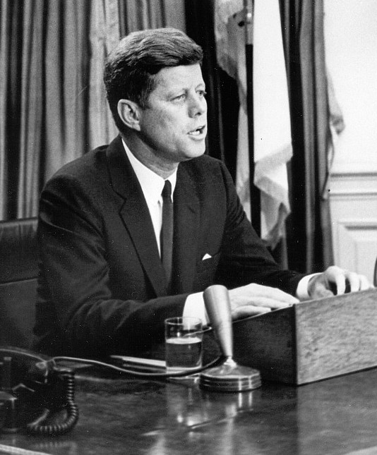john f. kennedy 09 president uss cvn-79